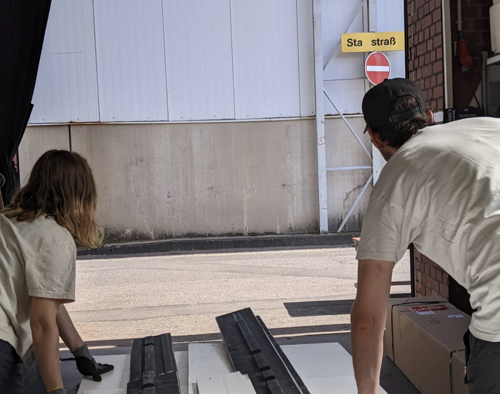 Entladen von Materialien